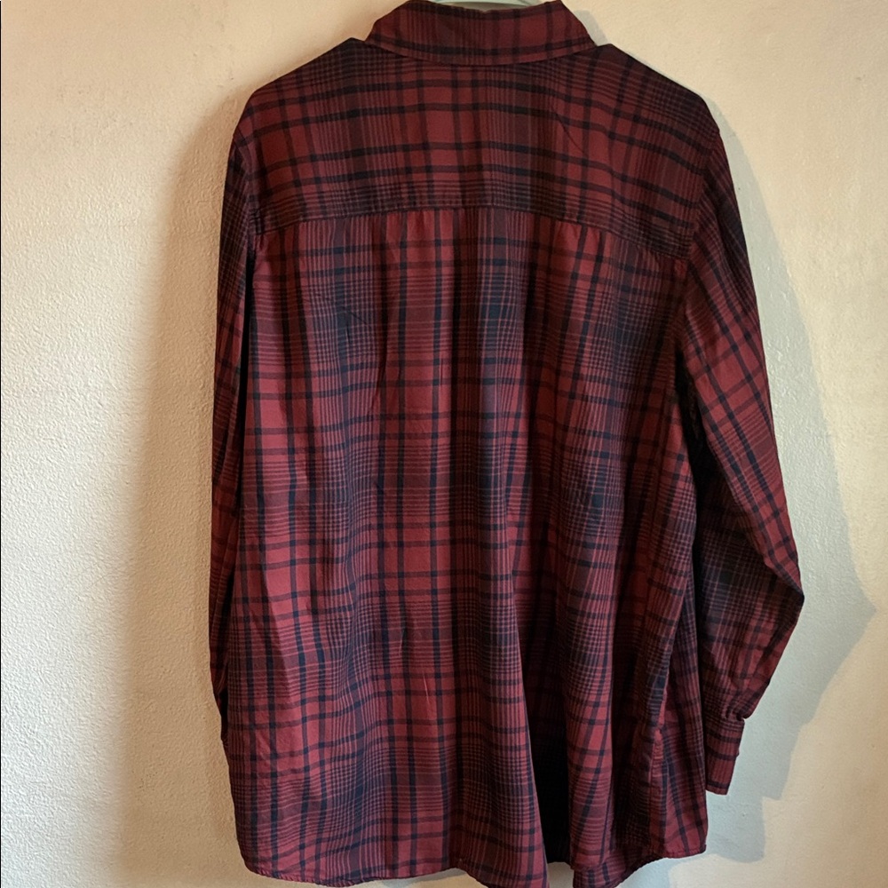 Levi's Men's Burgundy and Black Plaid Shirt - Picture 11 of 13